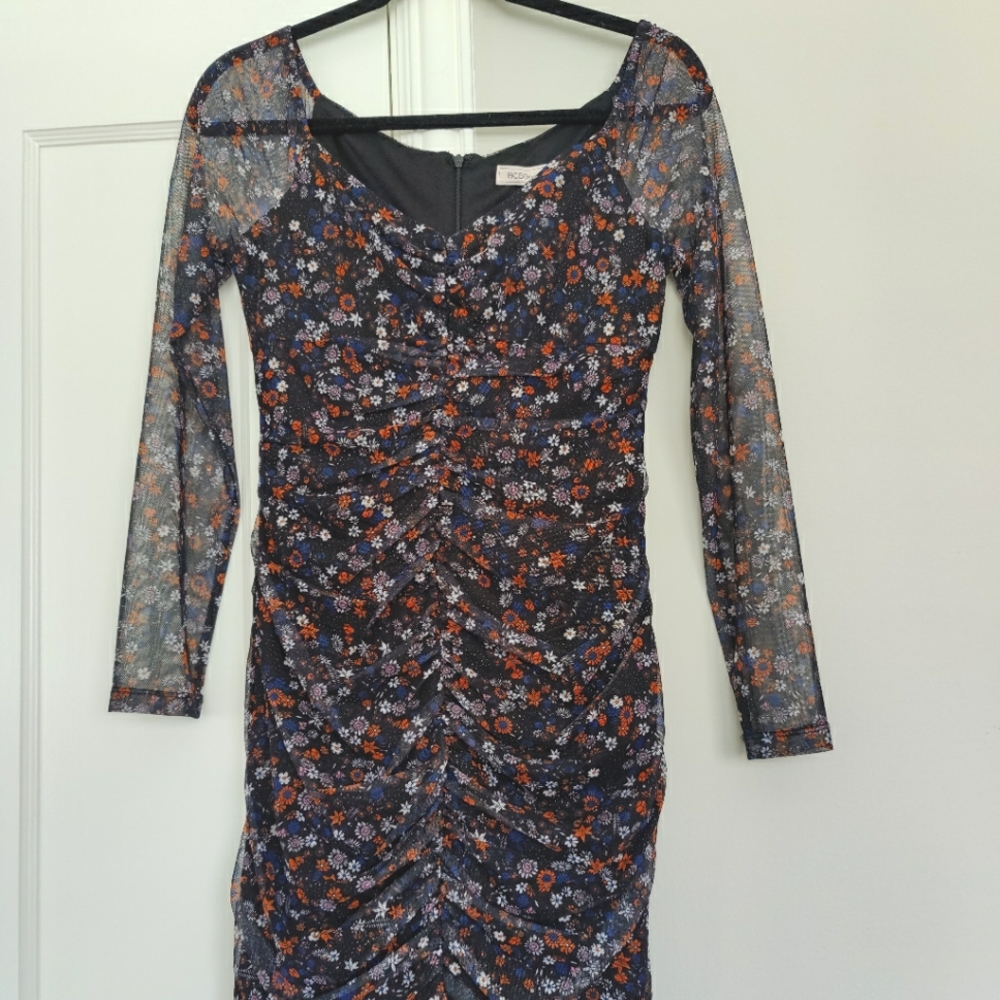 BCBGeneration Dark Mesh Floral Mini Dress | 8 - Picture 10 of 16